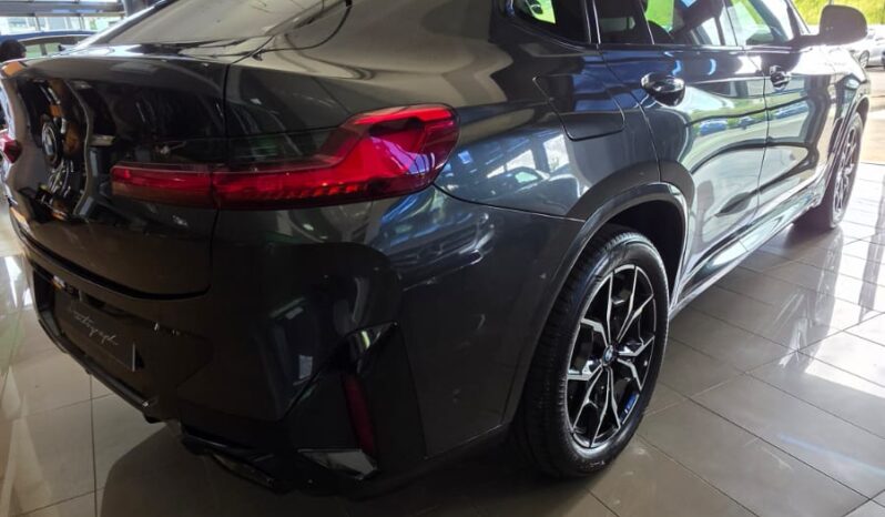 
								BMW X4 XDrive 20I MSport MHEV full									