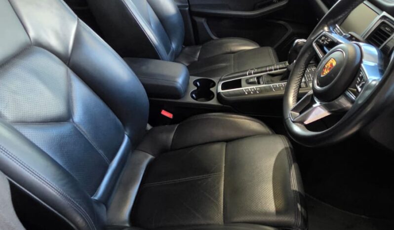 
								Porsche Macan S 3.0 V6 full									