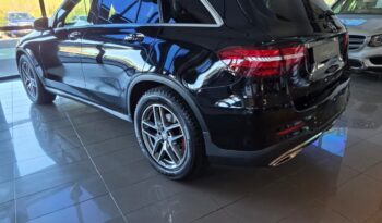 
										Mercedes GLC250 AMG Line full									