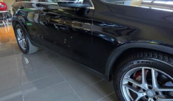 
										Mercedes GLC250 AMG Line full									