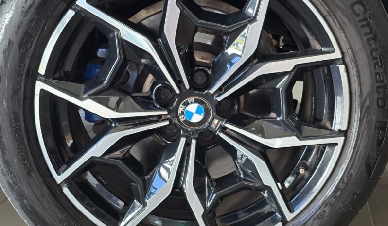 
								BMW X3 XDrive 20I MSport MHEV full									