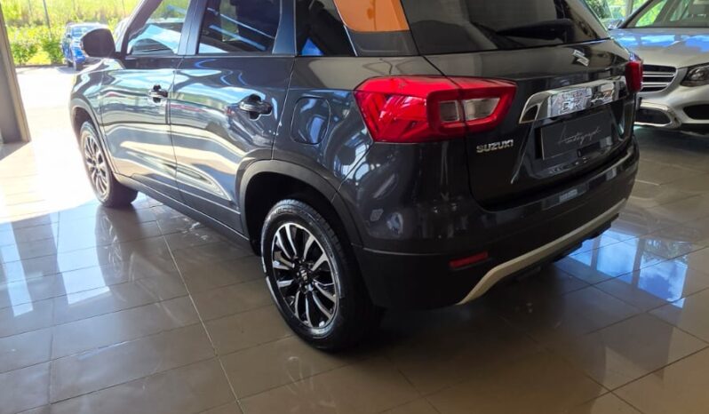 
								Suzuki Brezza 1.5 GLX full									