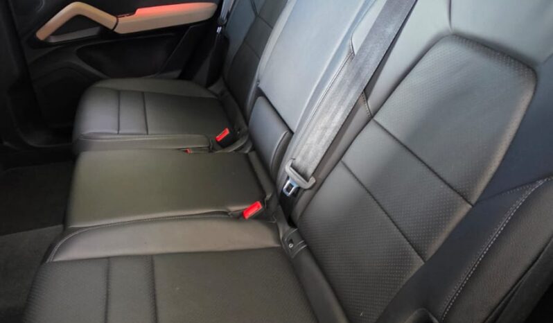 
								Porsche Cayenne E-Hybrid full									