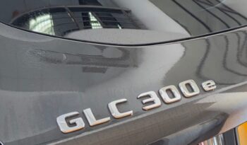 
										Mercedes GLC300E AMG Line full									