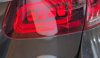 
										Mercedes GLC300E AMG Line full									