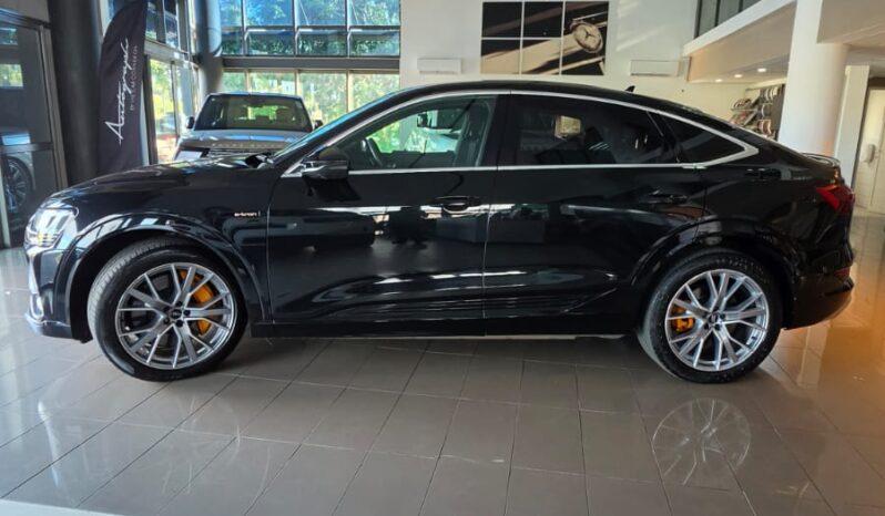 
								Audi E-Tron 55 Quattro Sportback First Edition full									