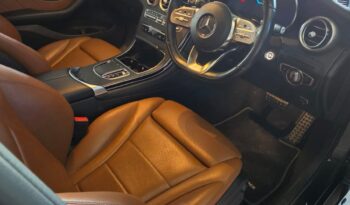
										Mercedes GLC300E AMG Line full									