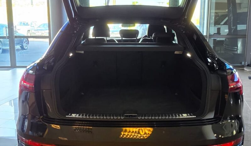 
								Audi E-Tron 55 Quattro Sportback First Edition full									