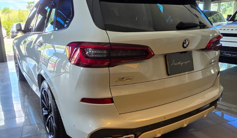 
								BMW X5 XDrive 45e MSport full									