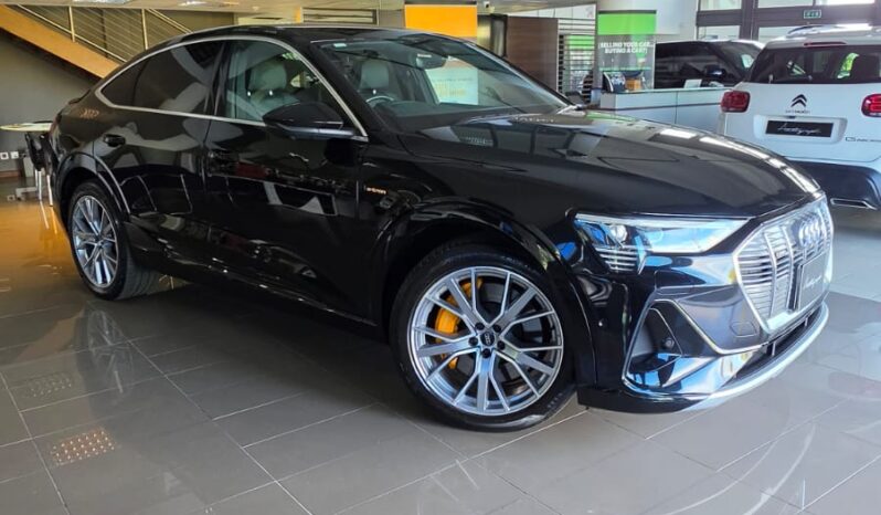 
								Audi E-Tron 55 Quattro Sportback First Edition full									