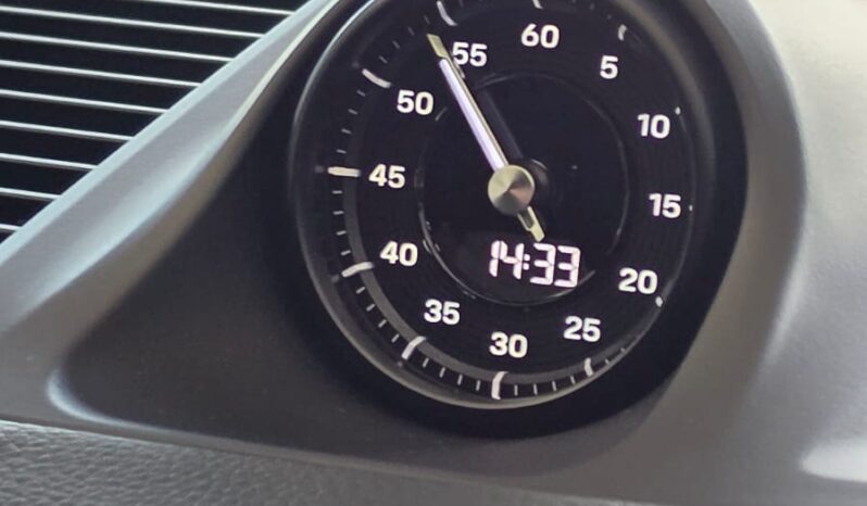 
								Porsche Cayenne E-Hybrid full									