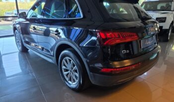
										Audi Q5 2.0 TFSI Quattro full									