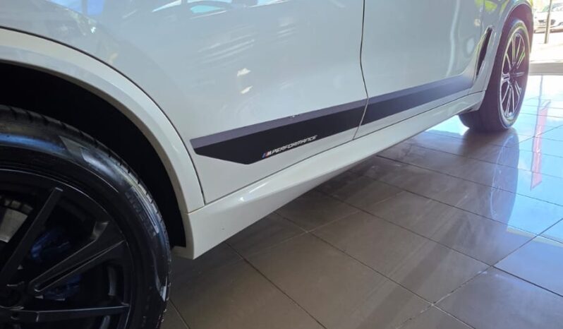 
								BMW X5 XDrive 45e MSport full									