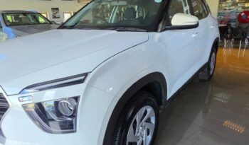
										Hyundai Creta 1.5 M/T full									