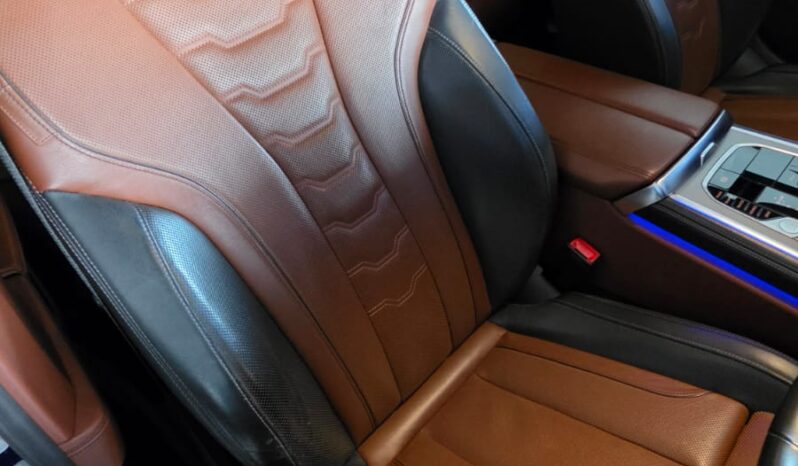 
								BMW 840I Gran Coupé M-Sport full									