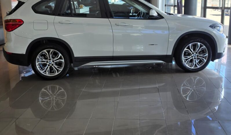 
								BMW X1 SDrive 18I full									