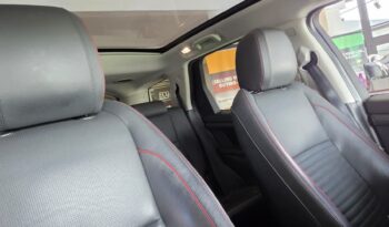 
										Land Rover Discovery Sport P300e R-Dynamic full									