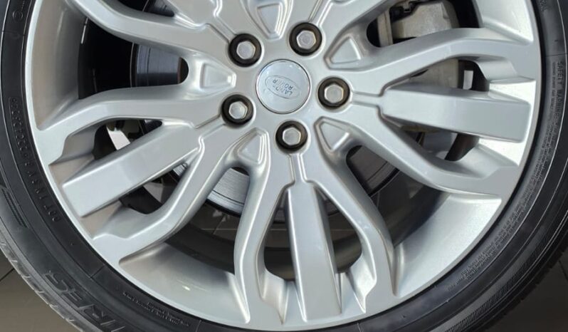 
								Range Rover Sport P400e HSE full									
