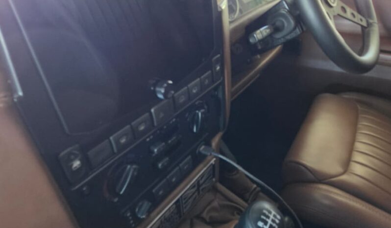 
								Land Rover Defender 90 XS SW full									