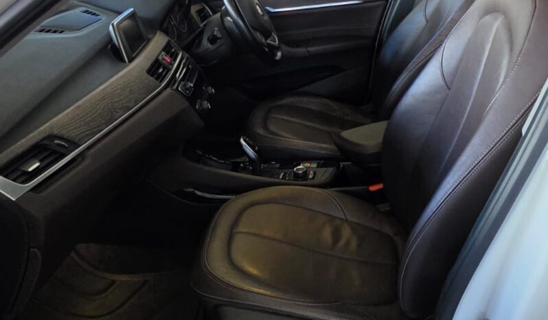 
								BMW X1 SDrive 18I full									