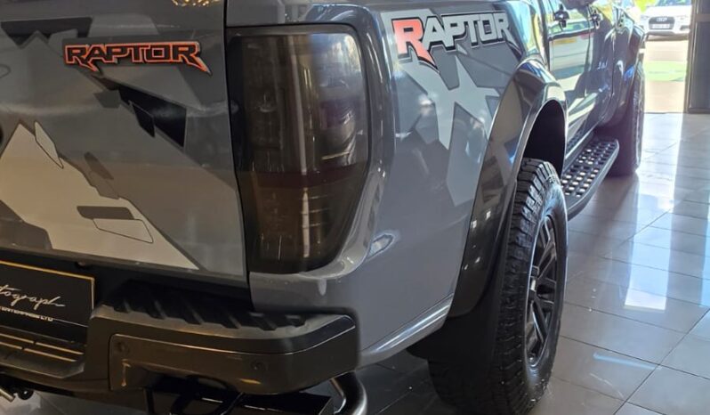 
								Ford Ranger Raptor 2.0 full									