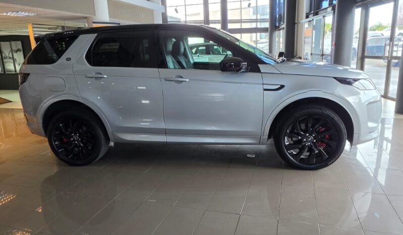 
								Land Rover Discovery Sport P300e R-Dynamic full									