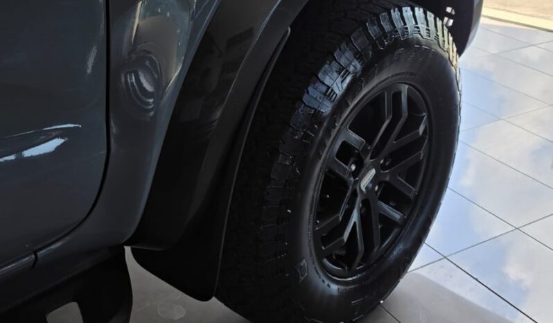 
								Ford Ranger Raptor 2.0 full									