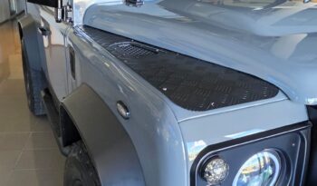 
										Land Rover Defender 90 XS SW full									