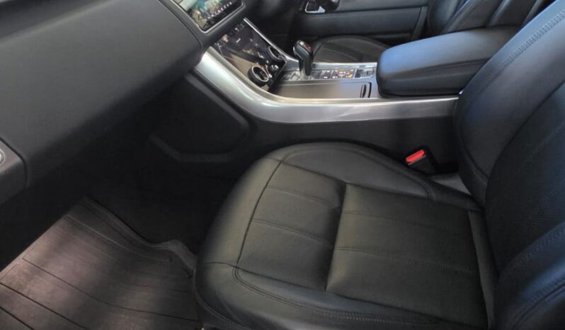 
								Range Rover Sport P400e HSE full									