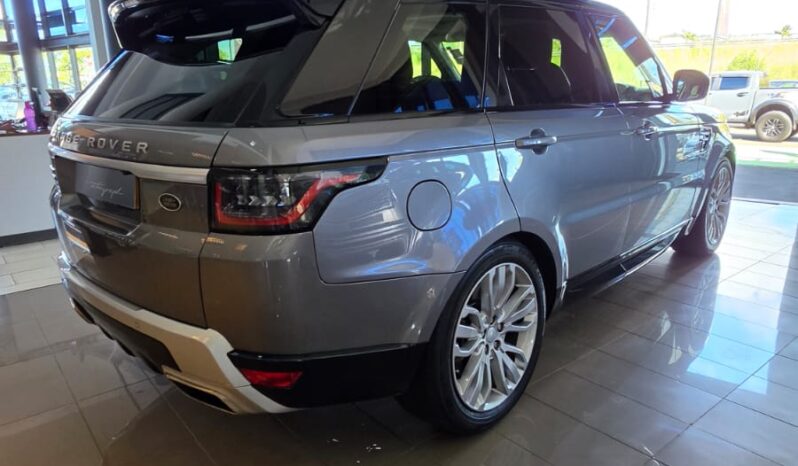 
								Range Rover Sport P400e HSE full									