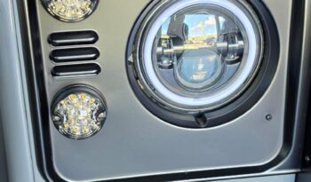 
										Land Rover Defender 90 XS SW full									