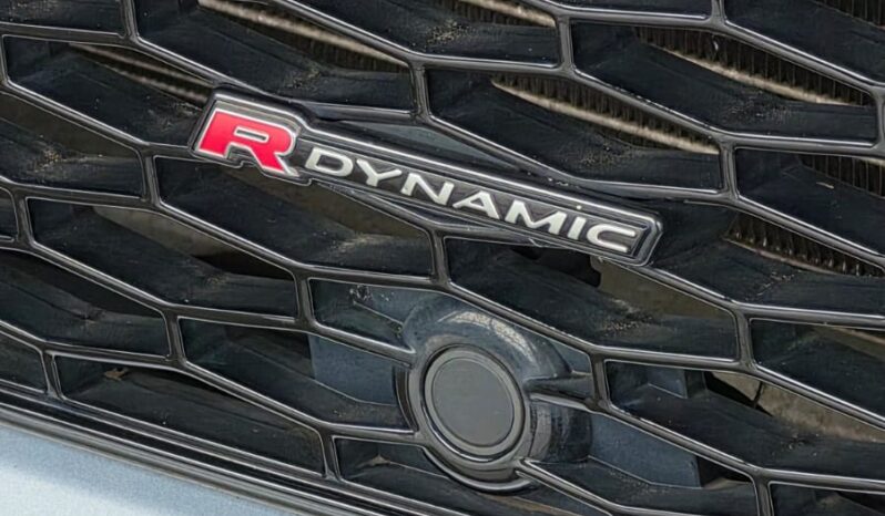 
								Land Rover Discovery Sport P300e R-Dynamic full									