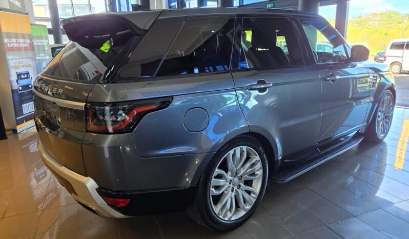 
								Range Rover Sport P400e HSE full									
