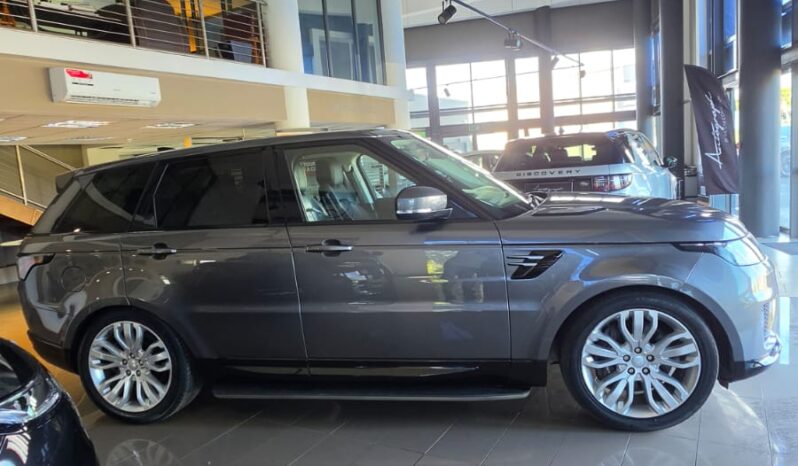
								Range Rover Sport P400e HSE full									