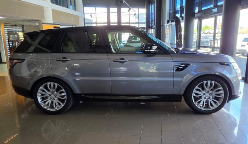
								Range Rover Sport P400e HSE full									