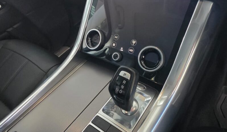 
								Range Rover Sport P400e HSE full									