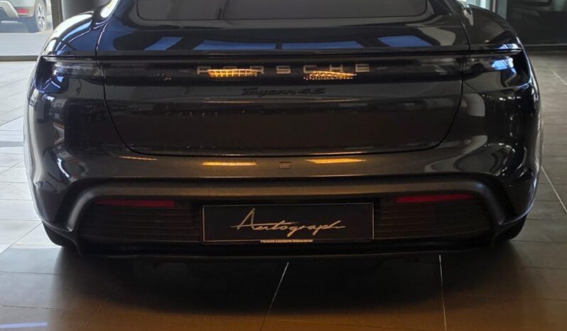 
								Porsche Taycan 4S full									