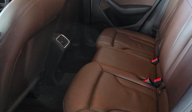 
								Audi Q3 1.4 TFSI full									
