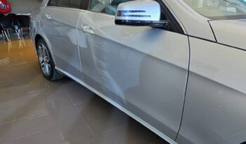 
										Mercedes E200 AvantGarde full									