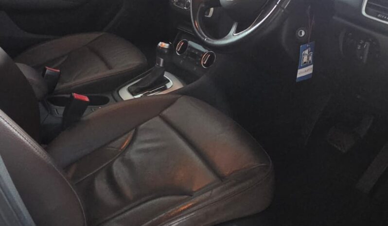 
								Audi Q3 1.4 TFSI full									