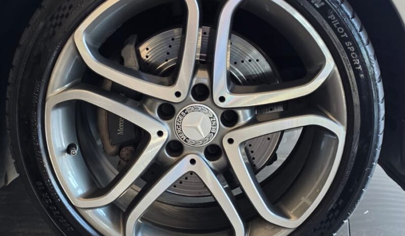 
								Mercedes E200 AvantGarde full									