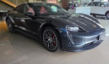 
										Porsche Taycan 4S full									