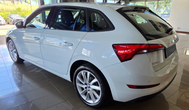 
								Skoda Scala Ambition full									