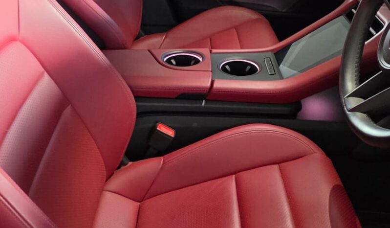 
								Porsche Taycan 4S full									
