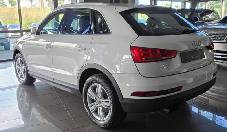 
								Audi Q3 1.4 TFSI full									