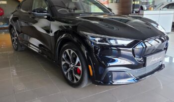 
										Ford Mustang Mach-E Extended Range full									