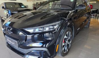 
										Ford Mustang Mach-E Extended Range full									