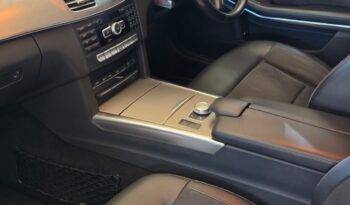 
										Mercedes E200 AvantGarde full									