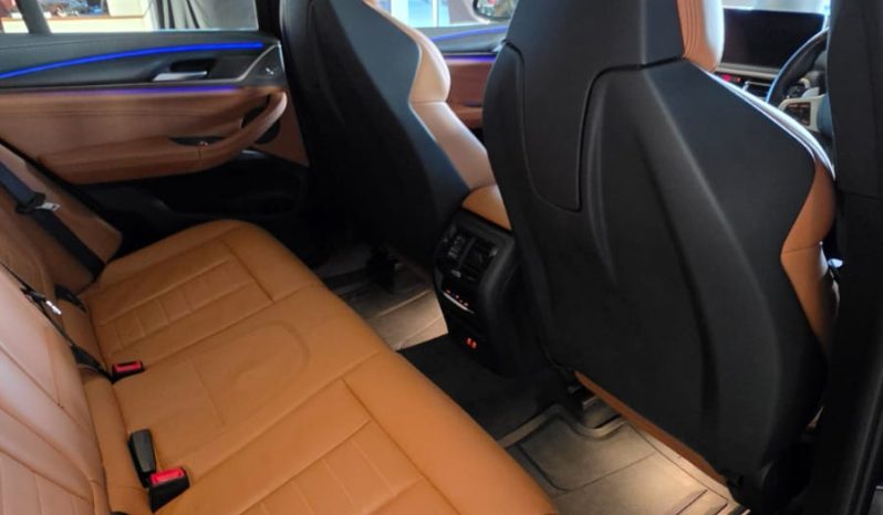 
								BMW X3 M40I XDrive MSport full									