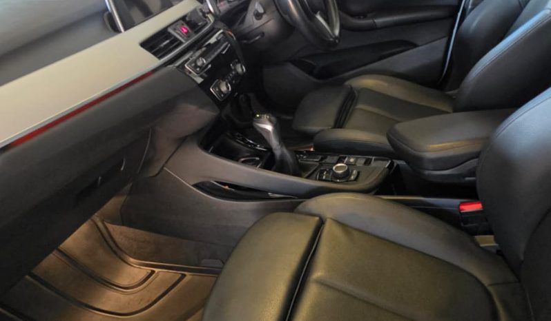 
								BMW X1 SDrive 18I MSport full									